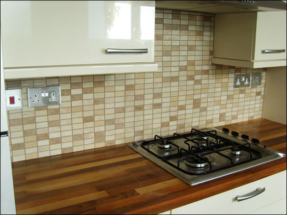 kitchen tiling bedfordshire